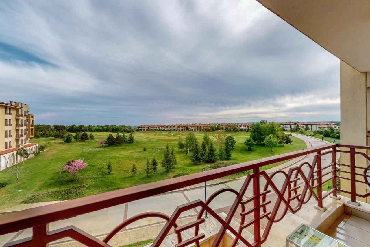 Lighthouse Luxe Estate Apart & Villas Balchik Exterior photo