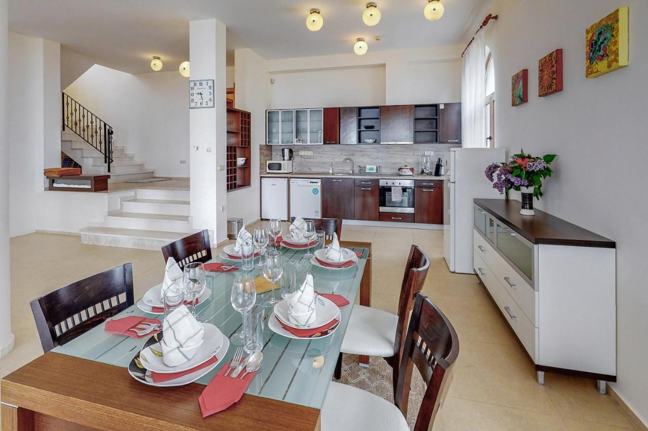 Lighthouse Luxe Estate Apart & Villas Balchik Exterior photo